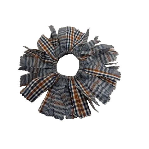 Pom-Pom Scrunchie