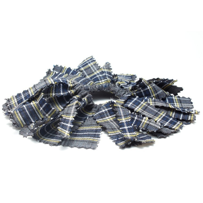 Pom-Pom Scrunchie